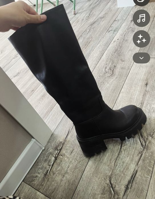 Зимние сапоги в идеальном состоянии