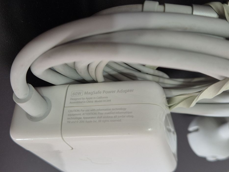 Adaptor priza MagSafe Apple, 60W pentru MacBook
