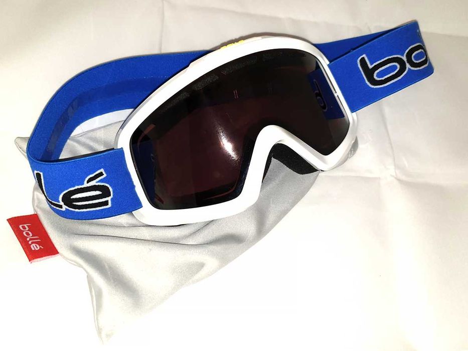Ochelari schi Bolle, mărime M; 30 lei