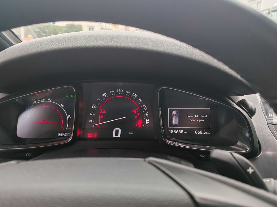 Citroen DS5 Hybrid4/4x4/Navi/Panoramic