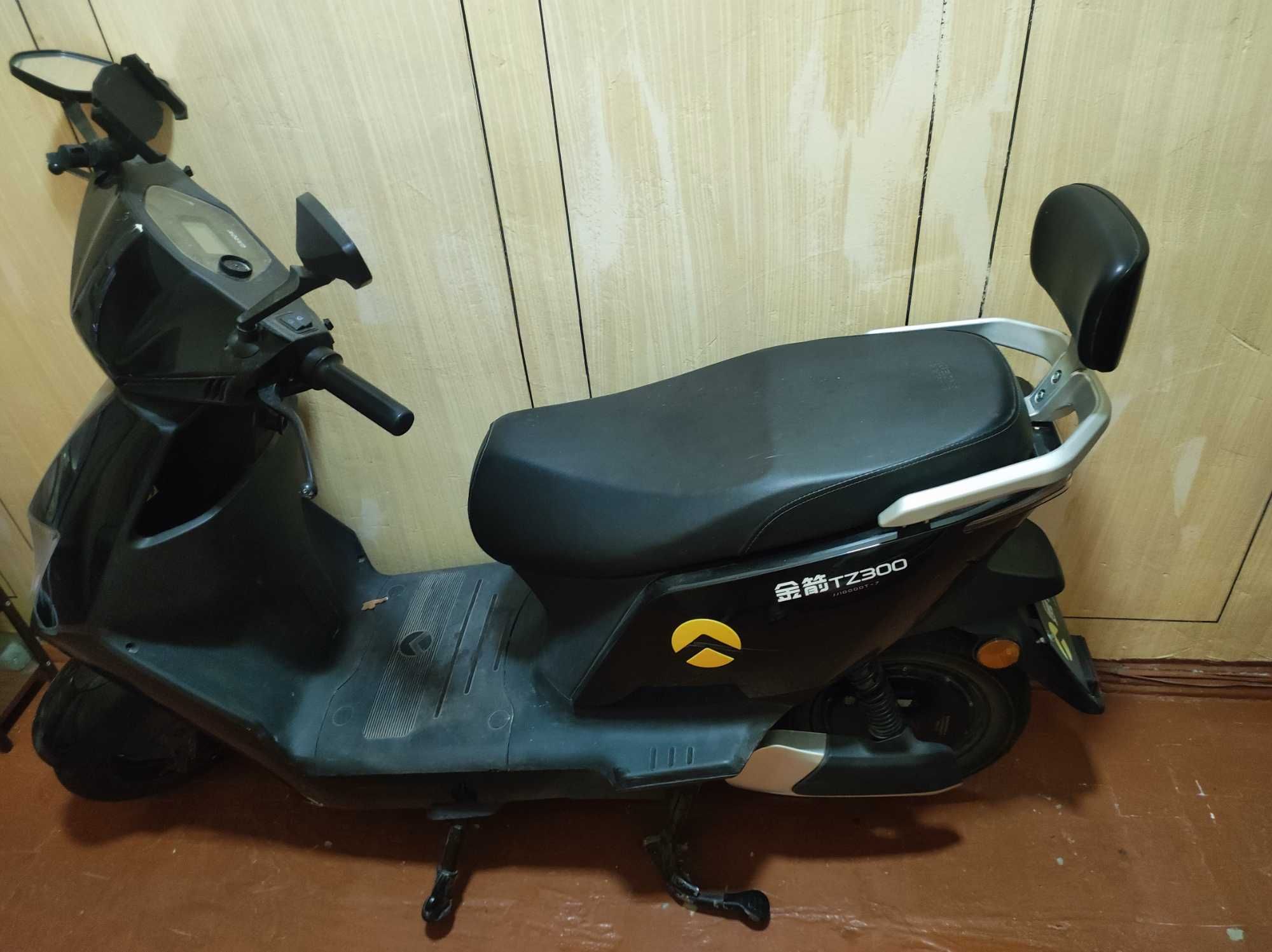 Срочно Электроскутер Carow 1000w TZ300 JJ1000DT-7