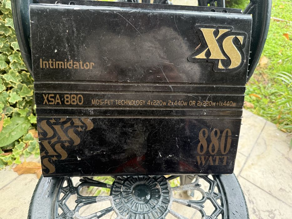 Усилватели за кола