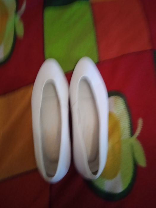 Продам обувь женская