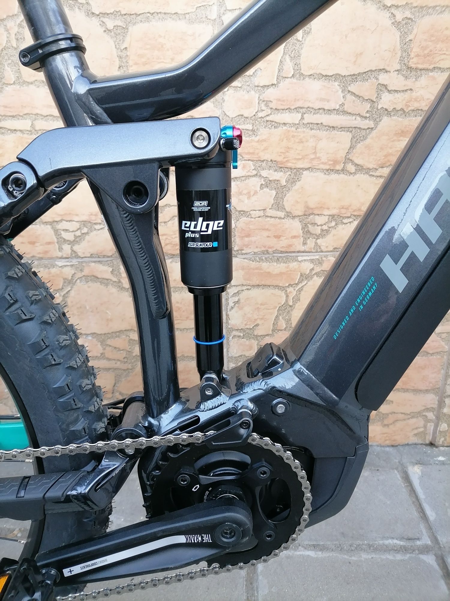 Нов електрически велосипед e-bike Halbike ALMNT1