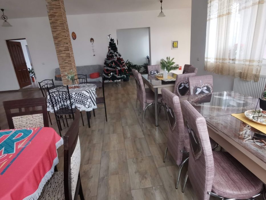 Inchiriez pensiune Crăciun&Revelion