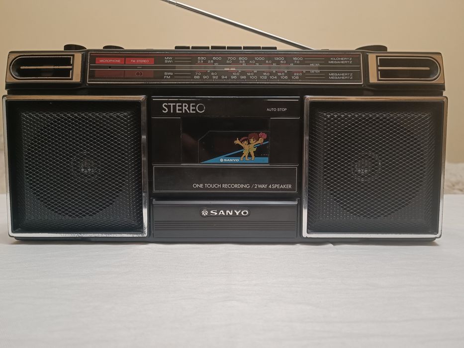 Касетофон  Sanyo