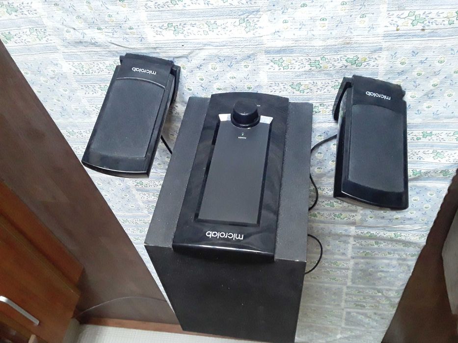 продам сабвуфер MICROLAB M-310 в отл. состоянии