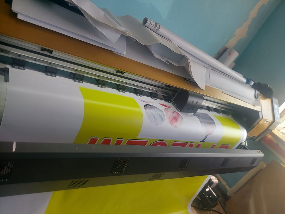 Широкоформатный принтер