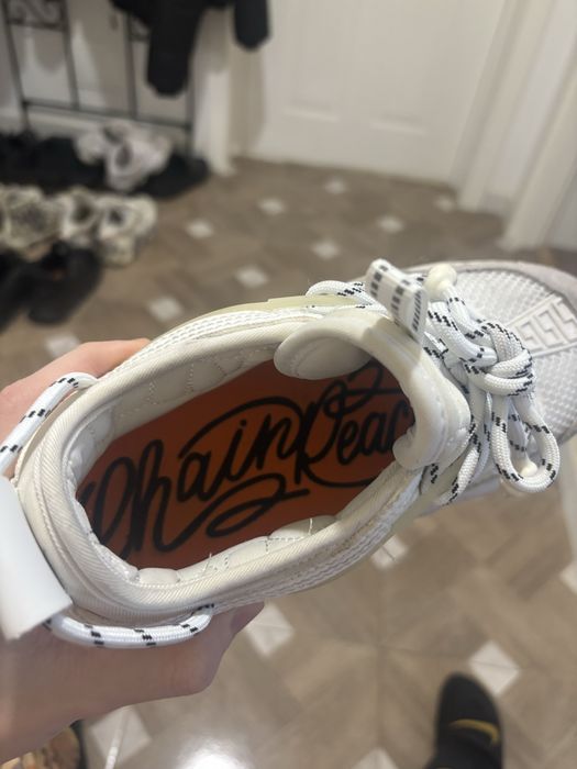 versace chain reaction