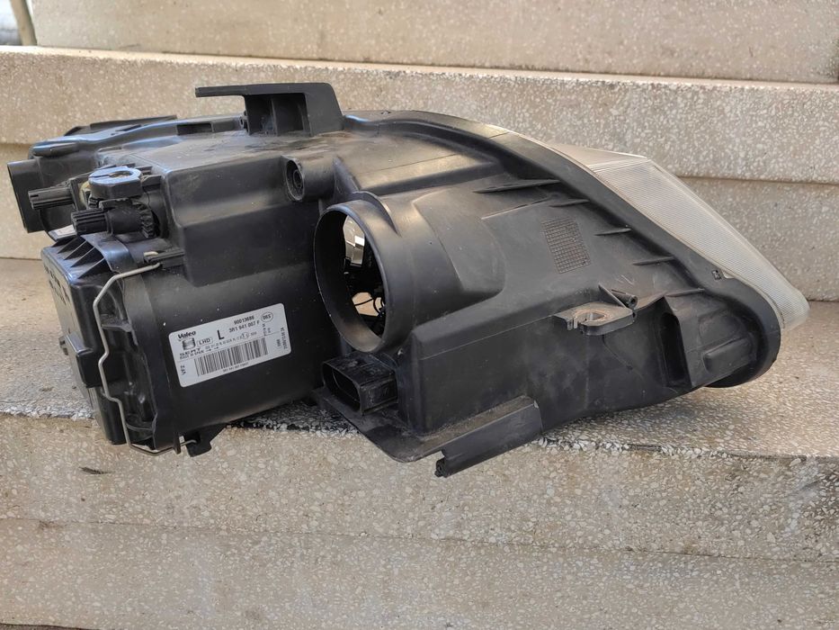 Фар Seat Exeo Bi-Xenon LED ляв / Фар Exeo Оригинален