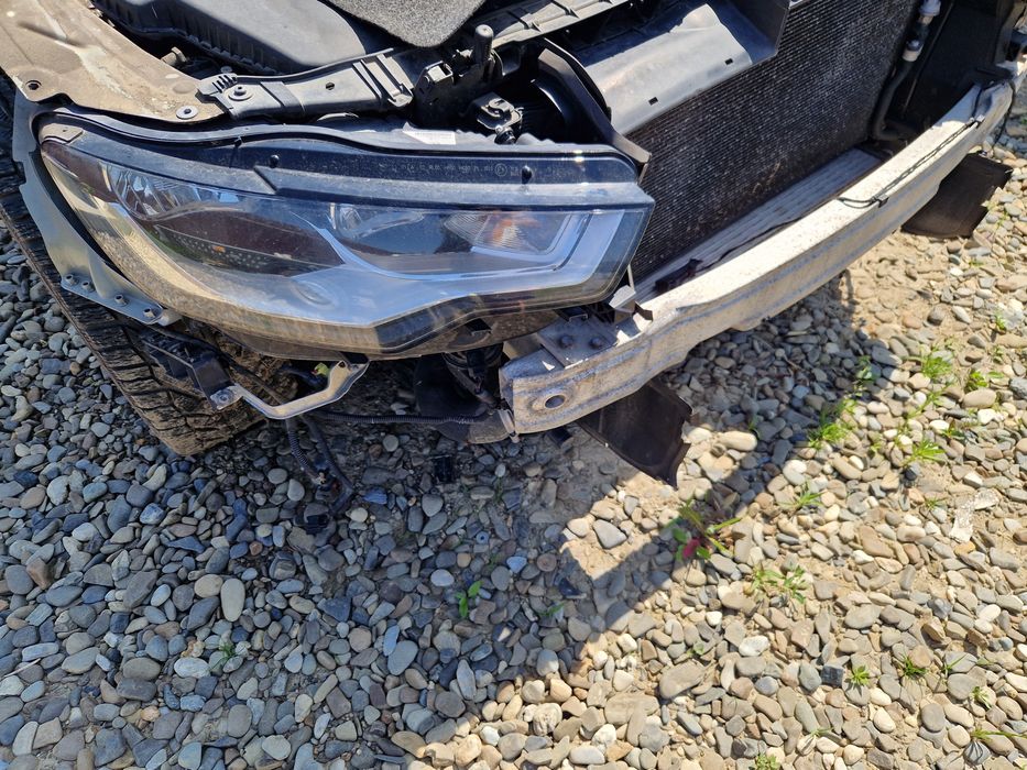 Trager tragher radiator armatura ventilatoare far faruri audi a6 c7 a7