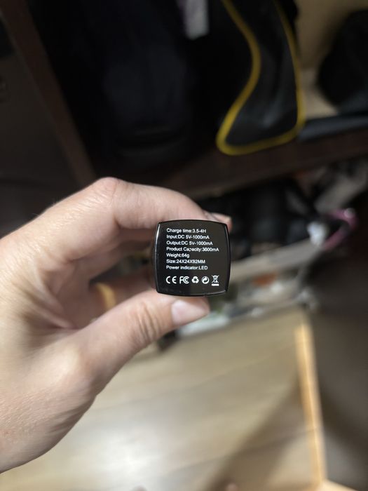 Оригинална външна батерия Guess