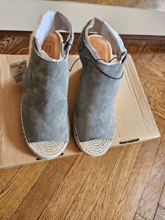 Плетени сандали с висока платфорла -GAP- 41 номер