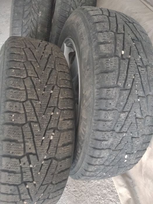 Vând Set  roți de iarnă cu jenti aluminiu,