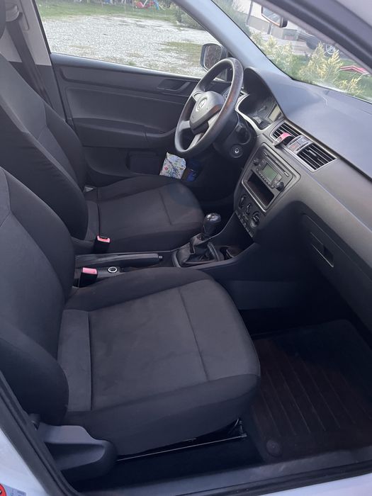 Skoda Rapid 1.6 TDI (105 cp)