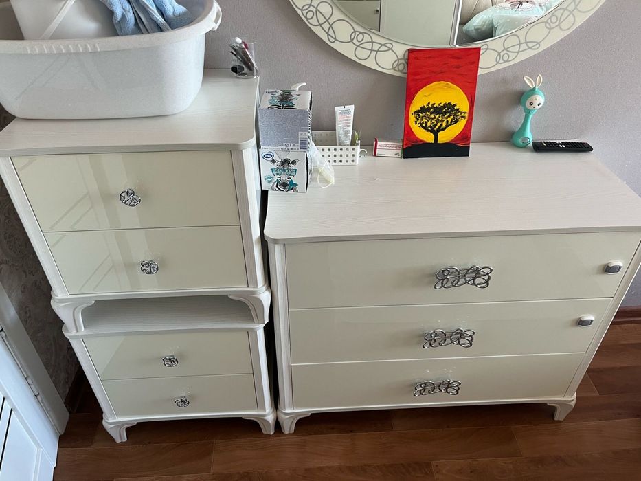 Продам спальный гарнитур