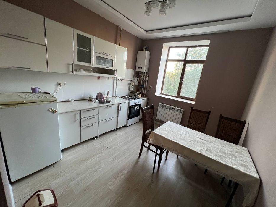 Новостройка   3/3/8  Паркентский