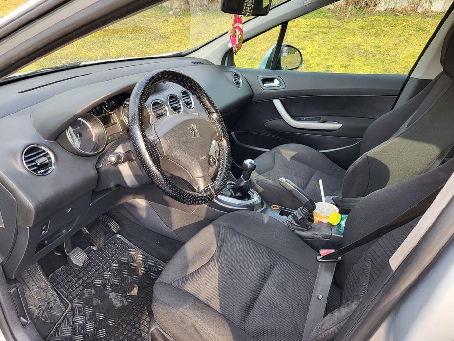 Vând Peugeot 308 1.6 hdi sw