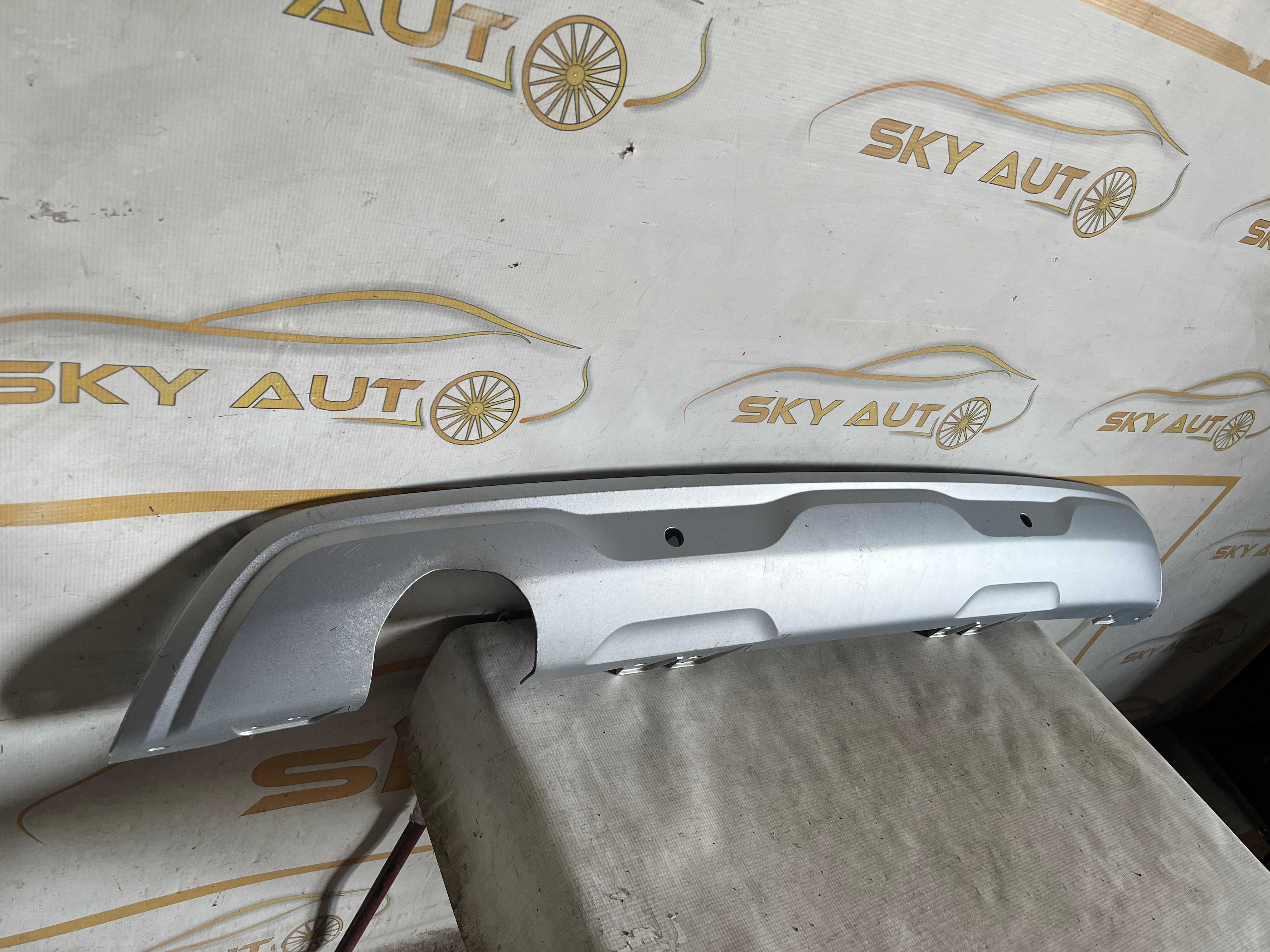 Spoiler inferior bara spate cu senzori Renault Captur 2 cod 850707814R
