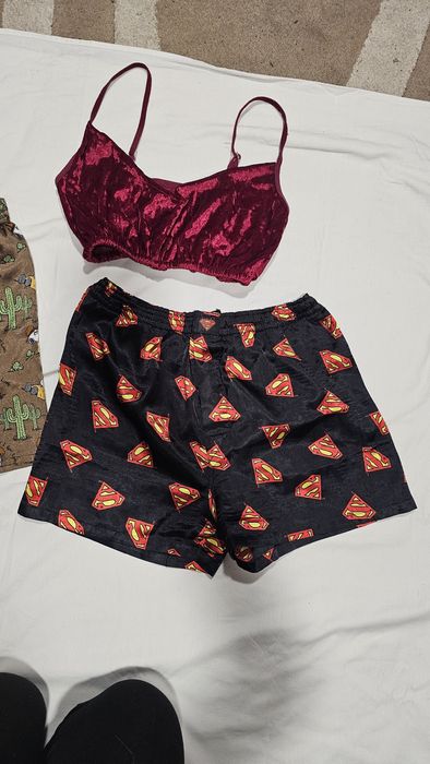 Set doua pijamale bustiera si pantaloni scurți xs s