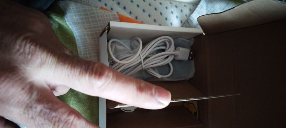 Камери  AOQEE 2k WiFi  за видеонаблюдение за външна/вътрешна употреба