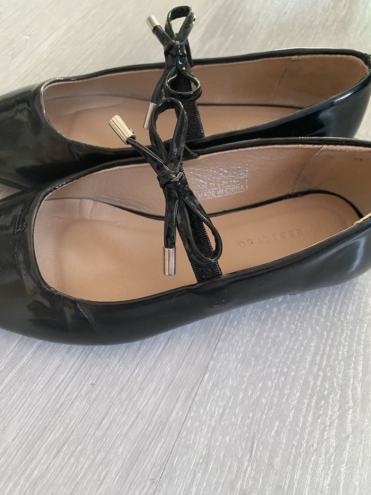 Pantofi lac, fete, Reserved, marimea 29