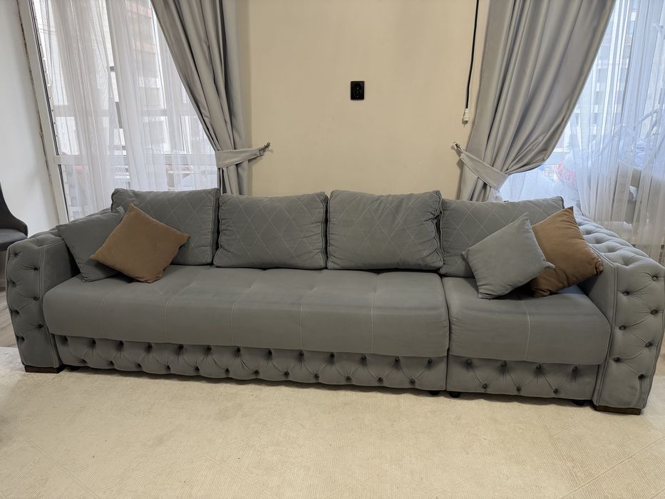 Срочно продам диван для гостинной комнаты