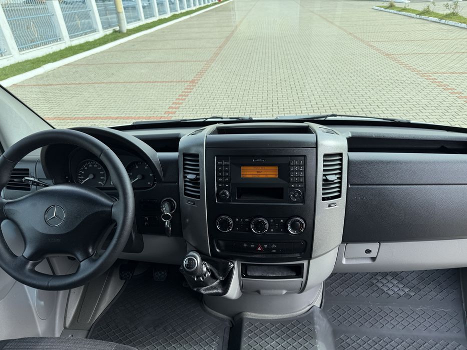 Mercedes sprinter 316 8+1locuri