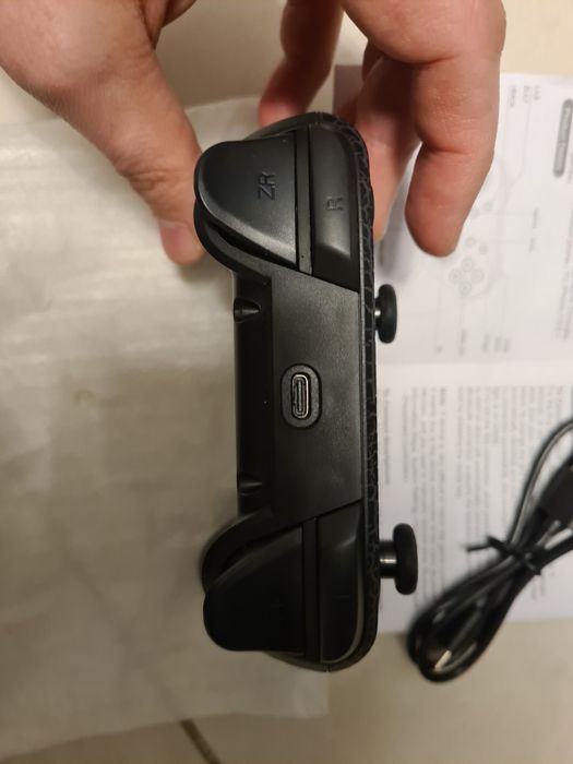 Controller Bluetooth pentru Nintendo Switch, PC, Android/IOS (ca Nou)