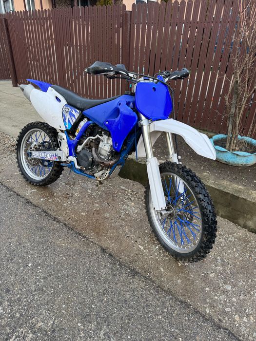 Vamd yamaha yz400 sau schimb cu 2t pus difernta din partea mea