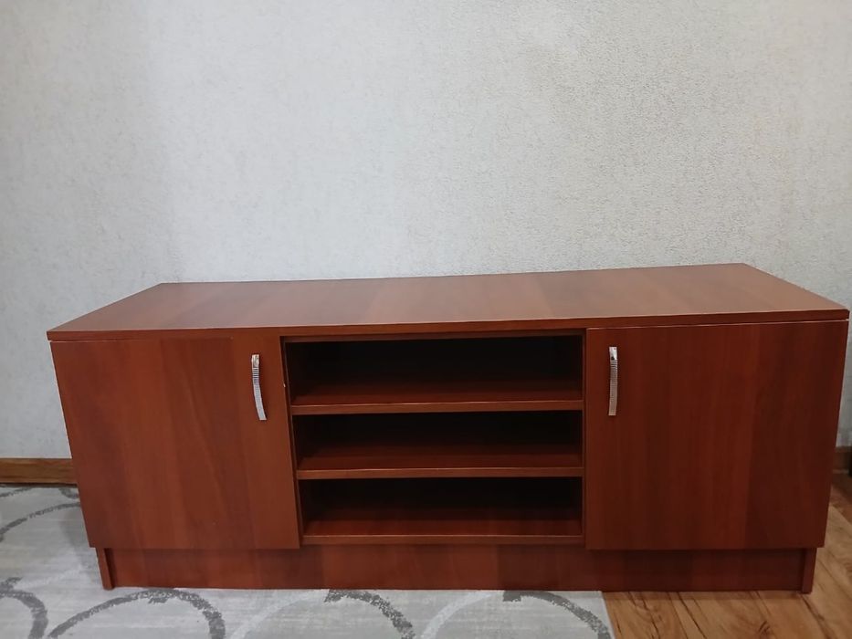 Продам тумбу в хорошом состоянии