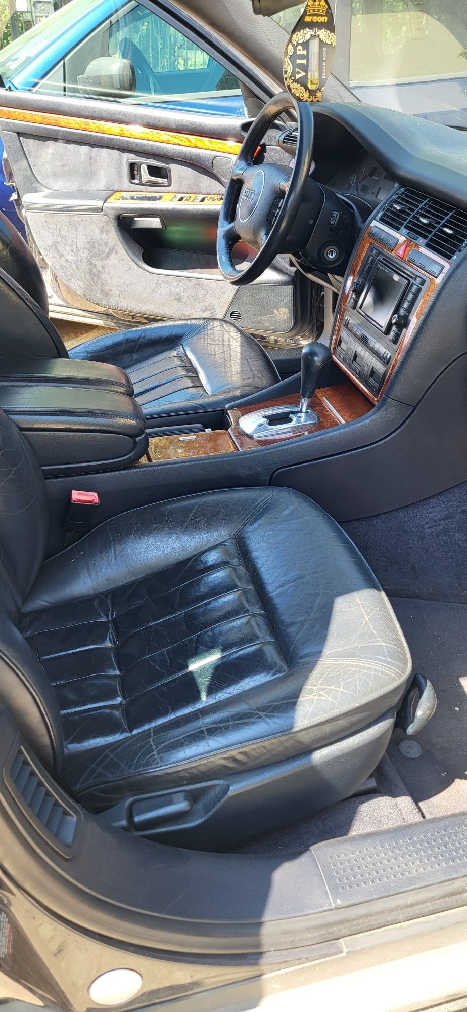 Vand/schimb (cu SUV/4x4) Audi A8 D2 2.5 AKE Automat