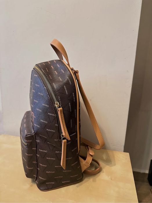 Оригинална нова дамска раница VALENTINO