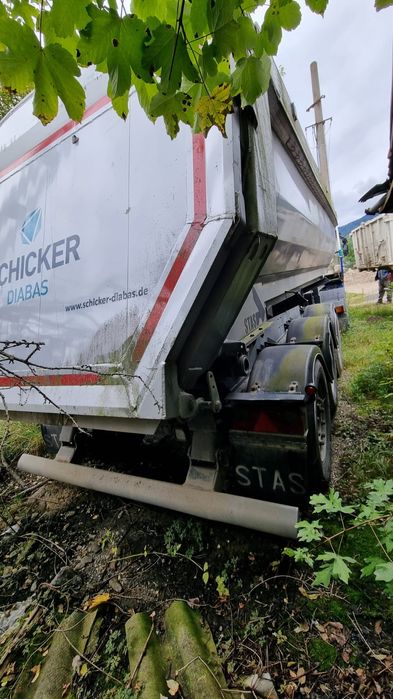 Iveco Stralis + Benă An 2012