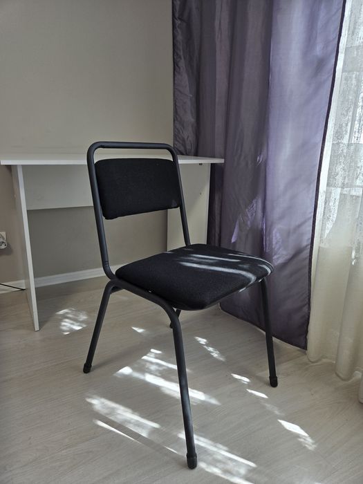 Стул офисный Zetta