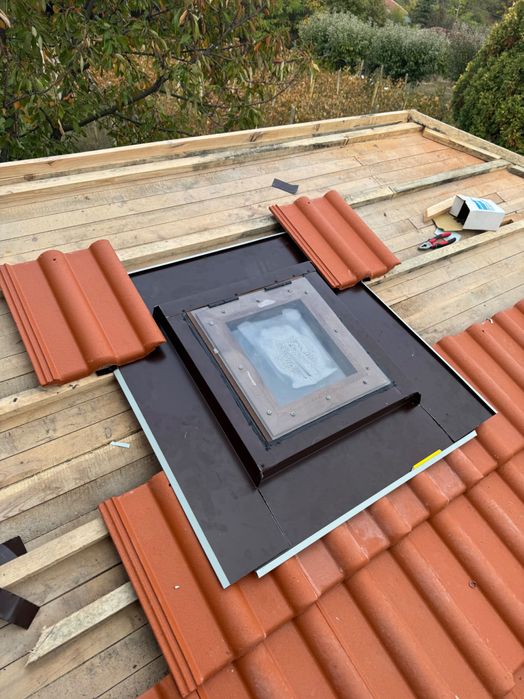 Покриви/Безшевни улуци/Обшивки