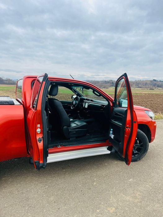 Autoutilitară Toyota Hilux VARIANTE