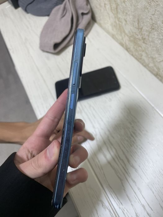 Обменяю poco x4 pro 256gb!