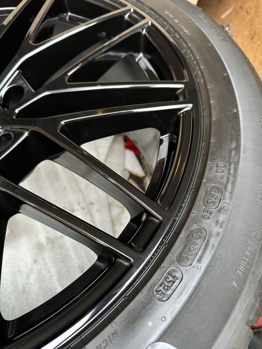 Anvelope vara NOI 285/45/21 cu 315/40/21 Michelin-PORSCHE CAYENNE LCI
