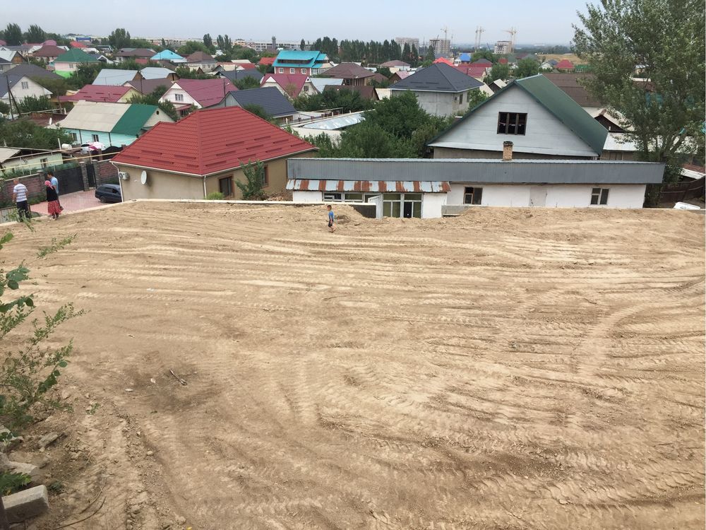 продам участок в мкр. Думан
