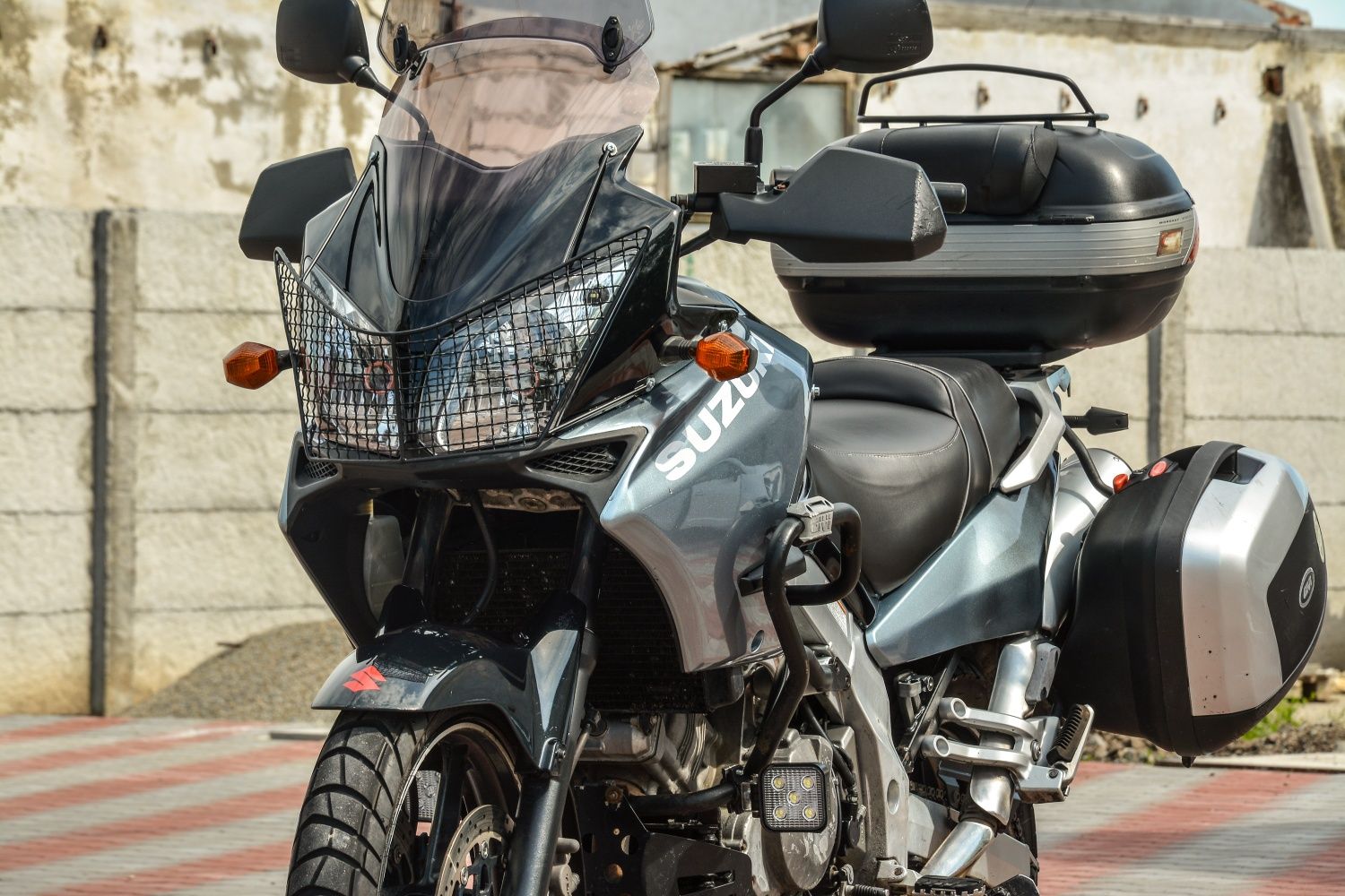 Suzuki V-Strom Dl 1000!!!