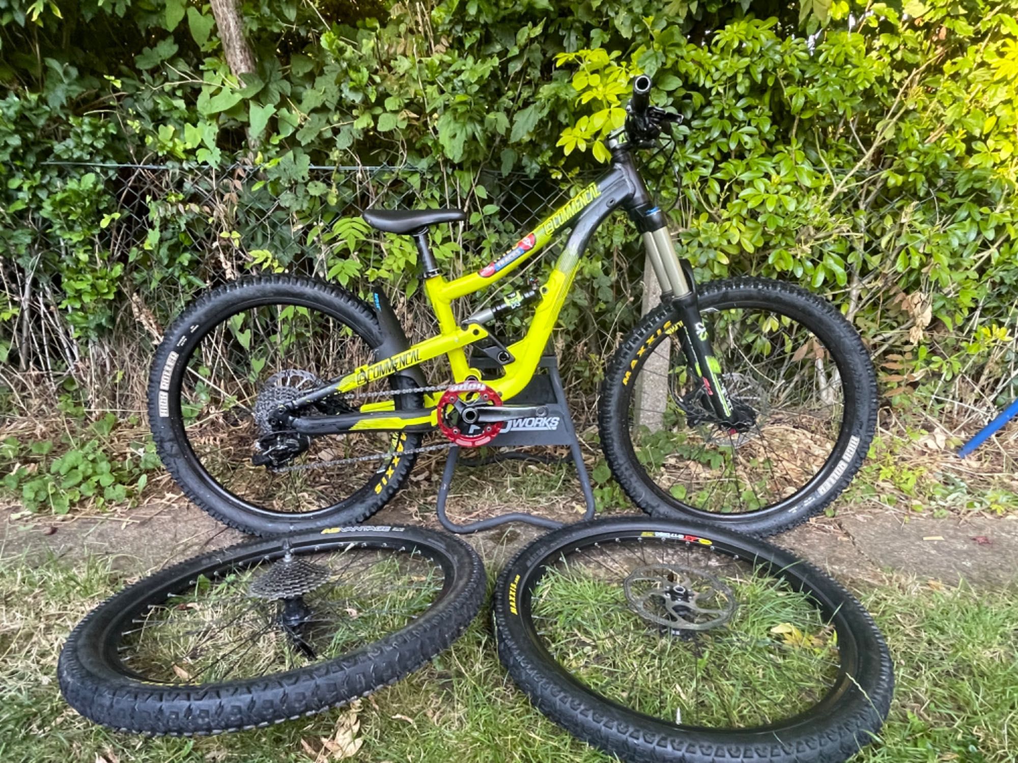 Commencal Supreme 24/26” не trek specialized scott