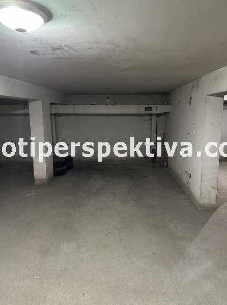 Продава се Гараж / Паркомясто в Пловдив, Кючук Париж - 28 кв.м за 822 €/кв.м - Снимка #3