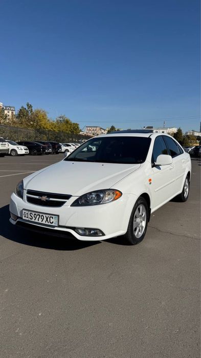 Centra 2023 Avtomat sotiladi