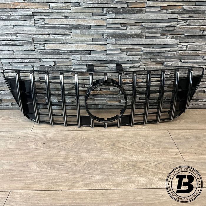 Grila compatibila cu Mercedes ML W164 Panamericana Crom Design