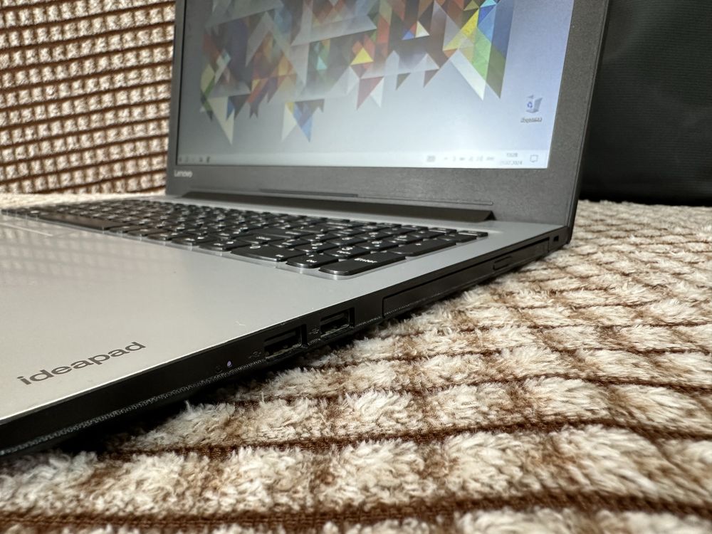Ноутбук Lenovo Core i3 7th, 8GB, SSD 512GB, Nvidia Geforce