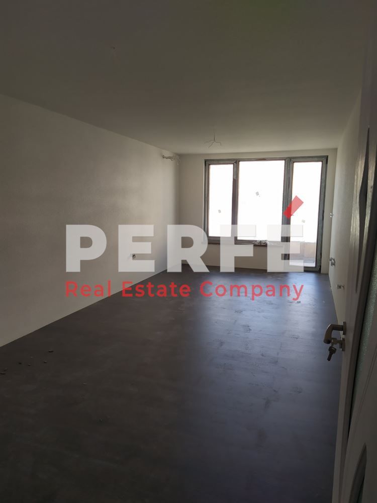 Продава се Двустаен апартамент в Поморие - 65 кв.м за 1500 €/кв.м - Снимка #3