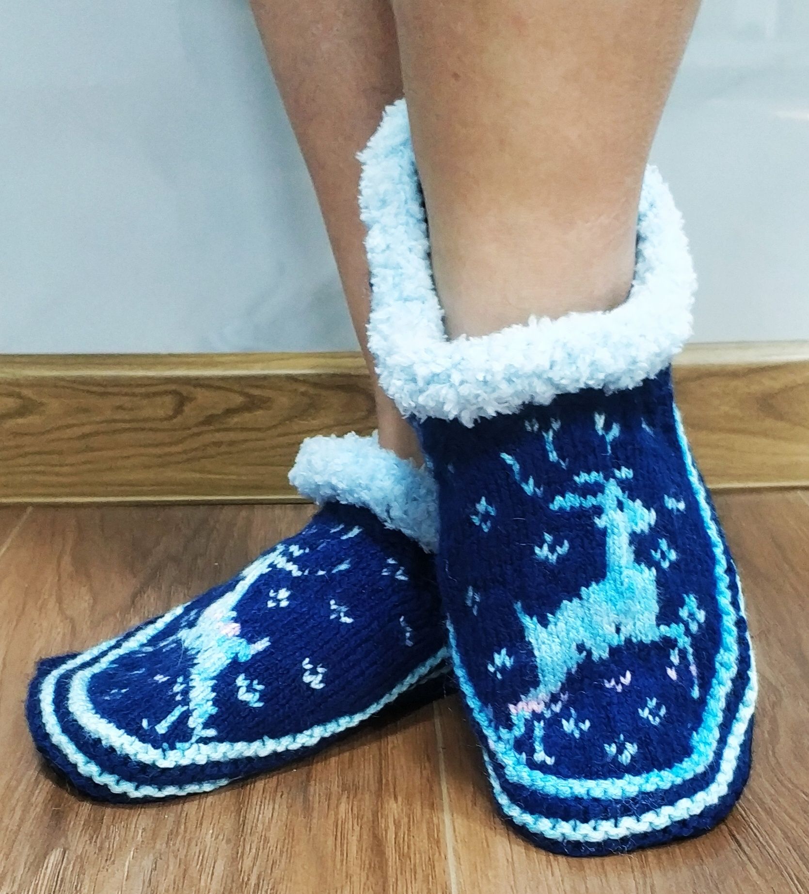 Вязаные следочки