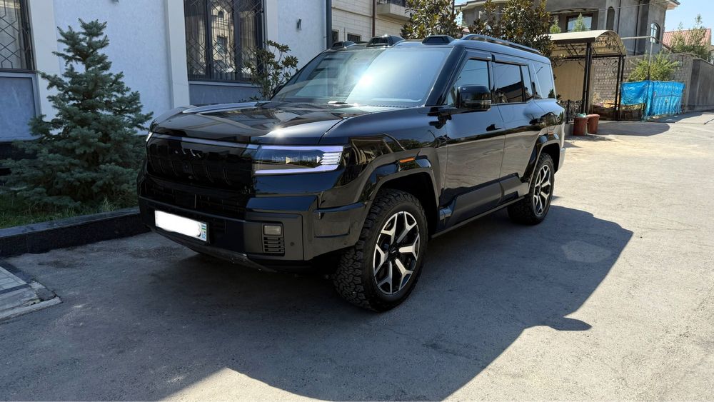 Продается BYD леопард 8 в наличии