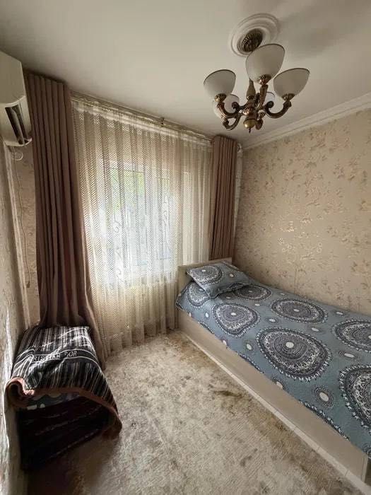 Квартира Юнусабад 6 квартал 
• Ориентир: Автобусная Конечка